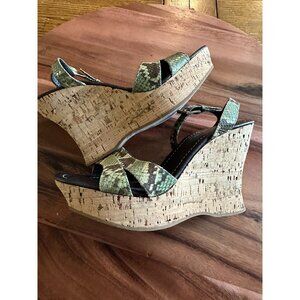 Donald Pliner Green Snakeskin Cork Wedge Sandals 9M Womens Stylish Summer Shoes